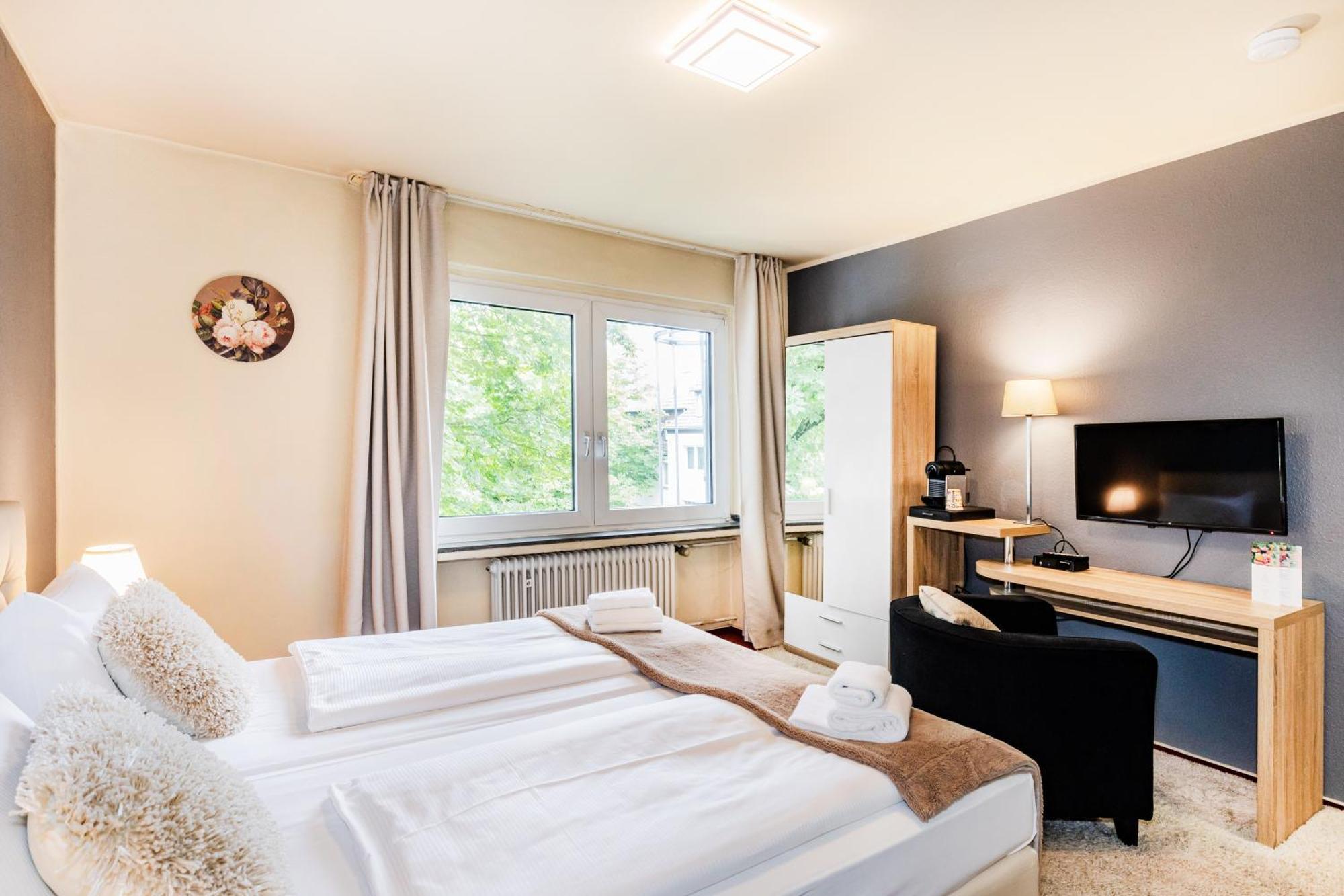 Hotel Fuerst Garden Dortmund Ngoại thất bức ảnh